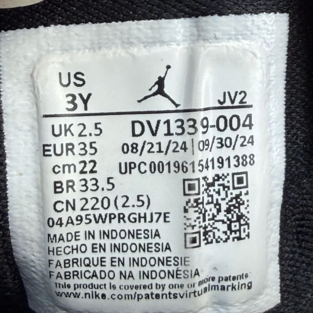 Jordan Air Jordan 1 Mid Shoes Boys Size 3Y Black Patent Sneakers DV1339-004